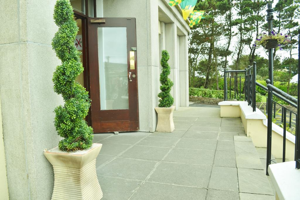 Teac Jack Hotel Бънбег Екстериор снимка